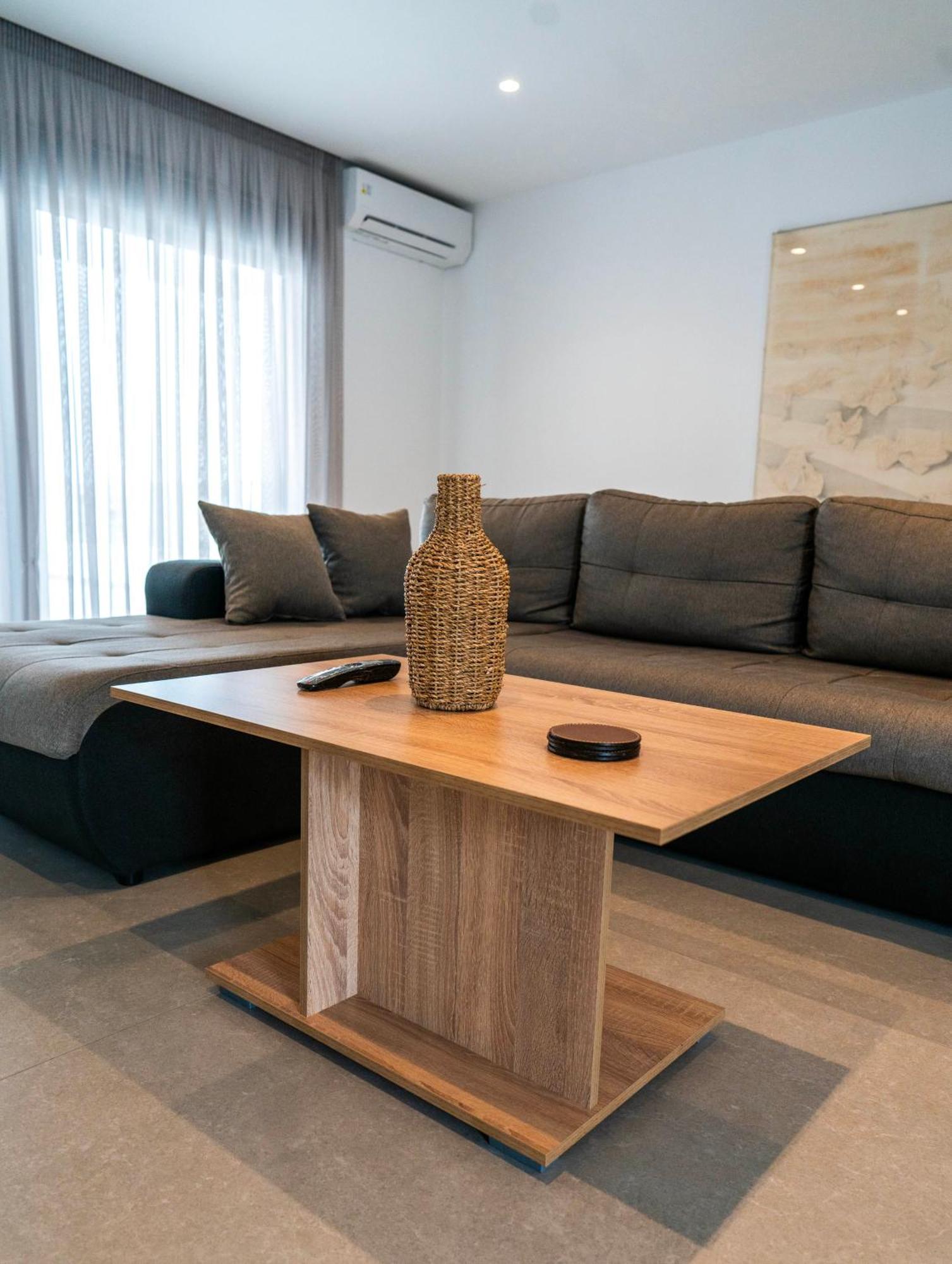 White Luxury Apartment Tríkala المظهر الخارجي الصورة