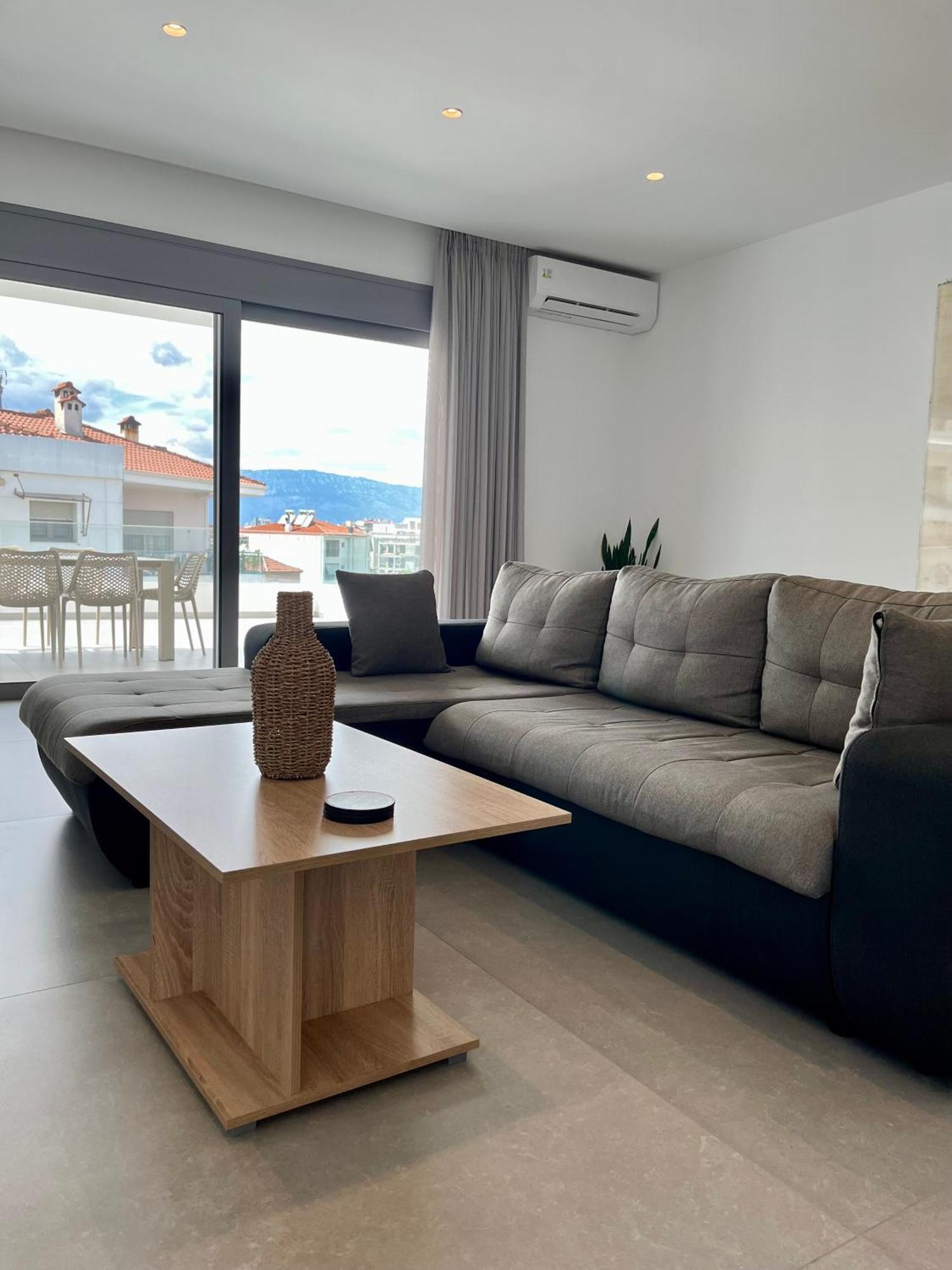White Luxury Apartment Tríkala المظهر الخارجي الصورة